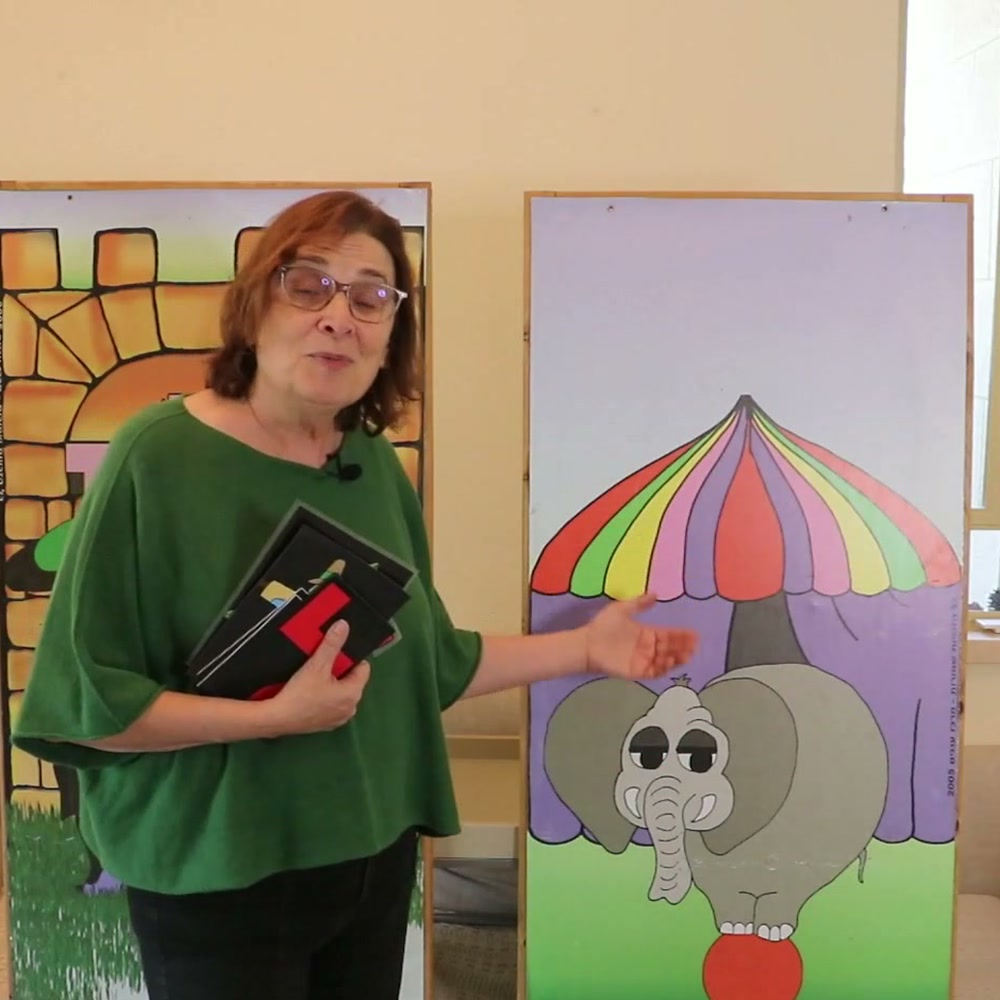 מתוך הקורס האינטואיטיבי: לימוד התנועות מול הביתנים של במבה המכשפה ופיץ הפיל